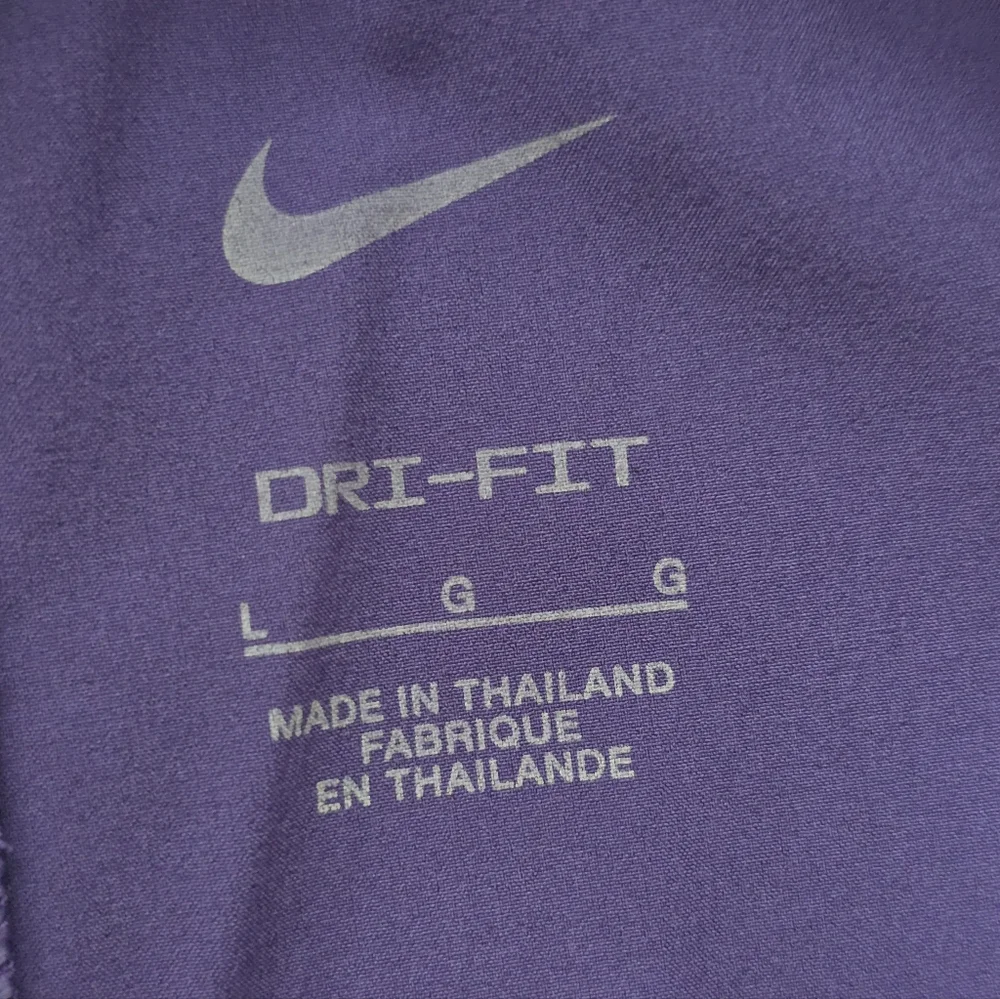 Nike‎ Purple Athletic Shorts Sports Size Large